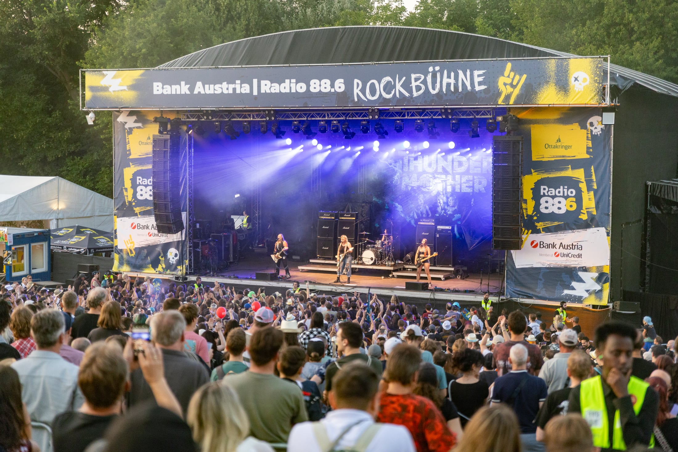 Busreise Donauinselfest Wien für 2 Personen – Bild 2