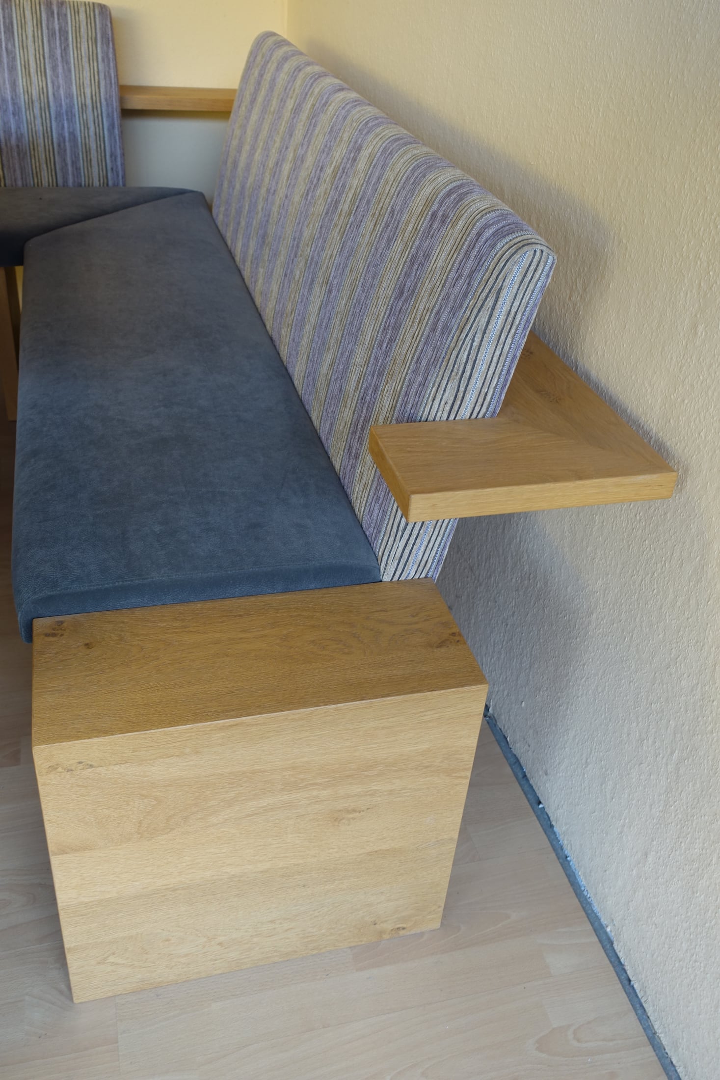 Eckbankgruppe in Wildeiche 178 x 218 cm mit Auszugtisch – Bild 2