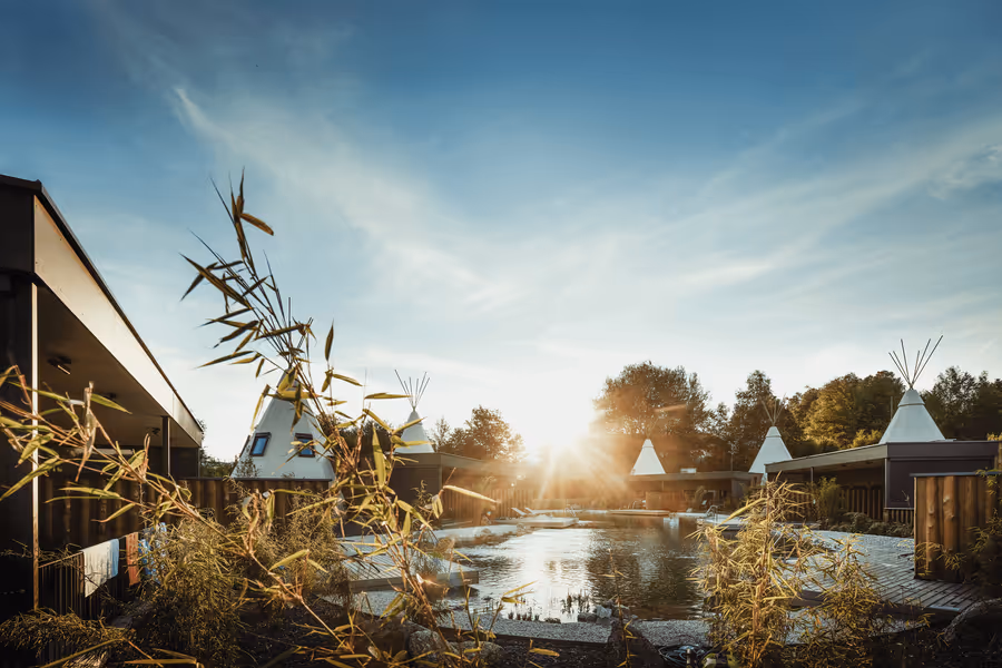 4* Tipi Übernachtung für die ganze Familie – Bild 1