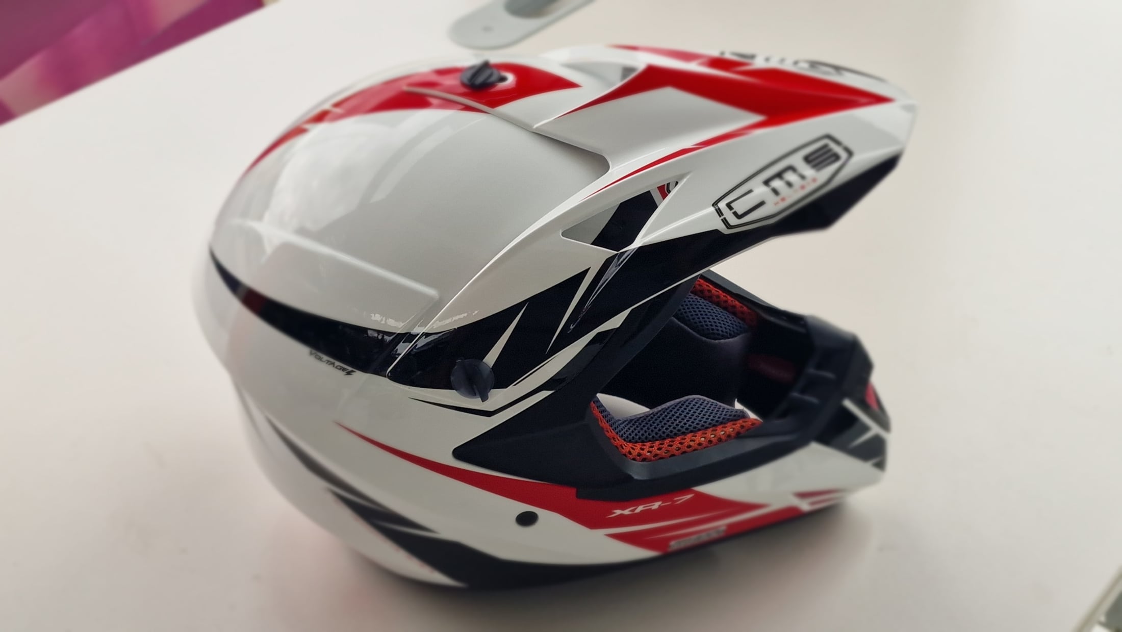 Sturzhelm CMS – Bild 2