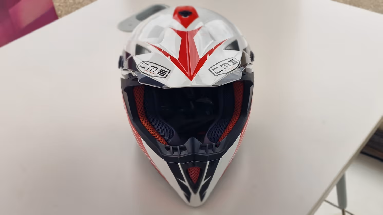 Sturzhelm CMS – Bild 1