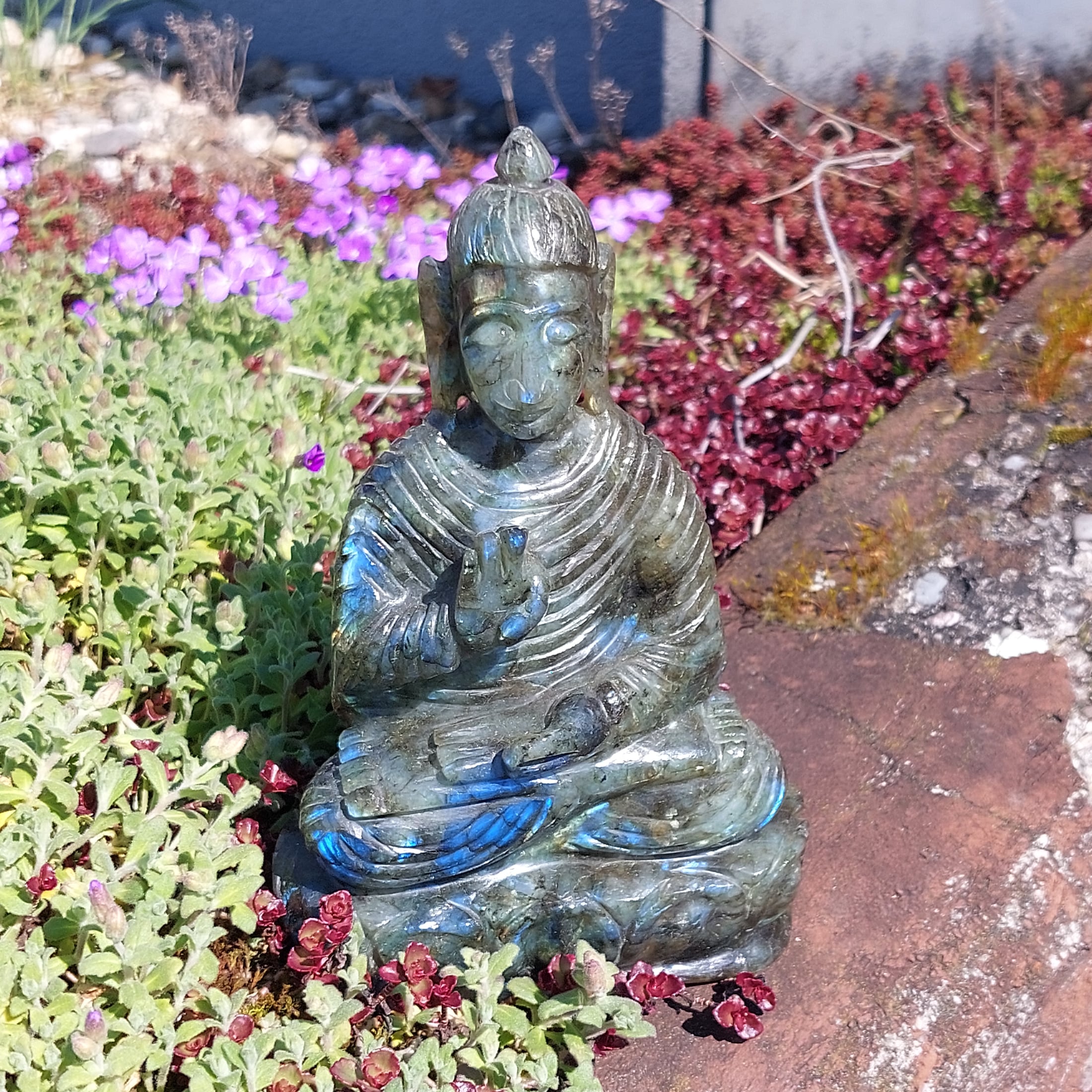 Labradorit Buddha – Bild 3