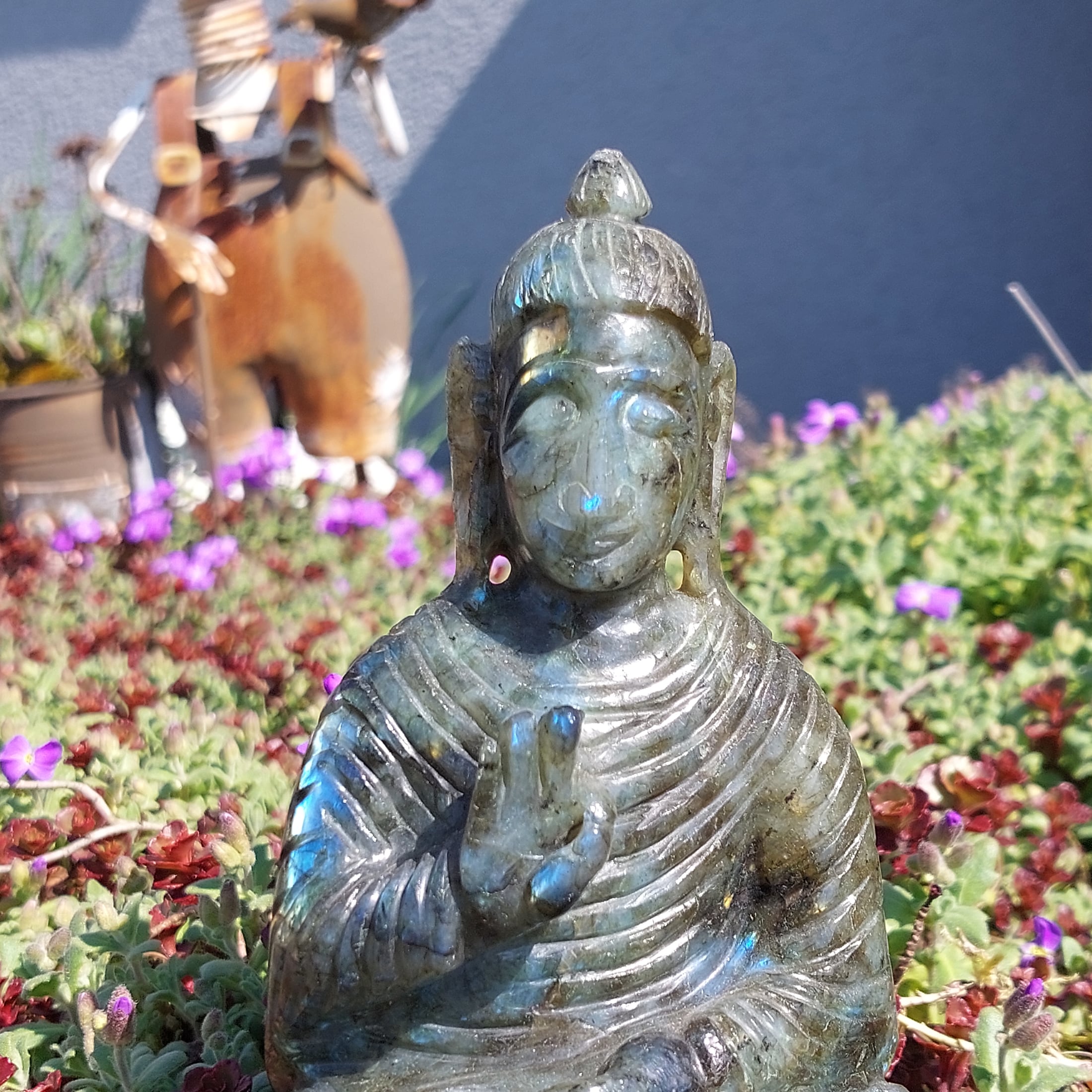 Labradorit Buddha – Bild 2