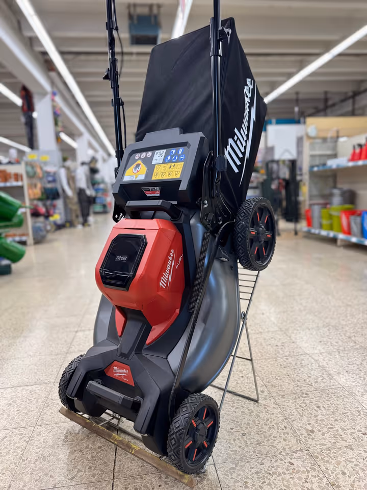 MILWAUKEE Akku-Rasenmäher mit Antrieb M18 F2LM53-122 – Bild 1
